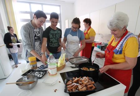 DELAVNICE NA OŠ RAKEK 01 FOTO LJUBO VUKELIČ